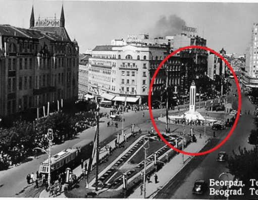 Misterija koja muče sve Beograđane: Šta predstavlja tajanstveni obelisk na slikama predratnih Terazija?