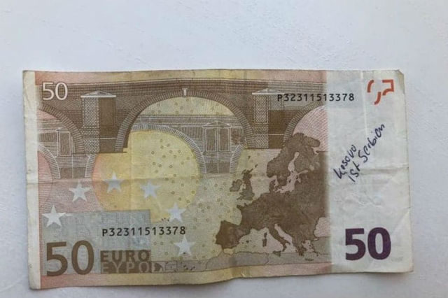 Novčanica od 50 evra, a vredi bogatstvo: Srbi u Grčkoj dobili novčanicu sa snažnom porukom o Kosovu i to na nemačkom!