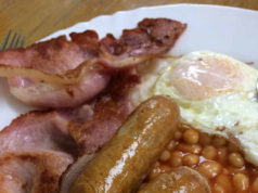 Vojnički je mala beba za njega: Probajte specijalitet – pasulj sa dimljenim mesom i slaninom! Vojnički je mala beba za njega: Probajte specijalitet - pasulj sa dimljenim mesom i slaninom!